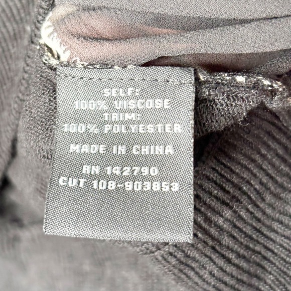 Vertigo Lace Print Sheer Panel Sweater Size S‎ Classic Dark Academia Whimsygoth - Picture 7 of 9